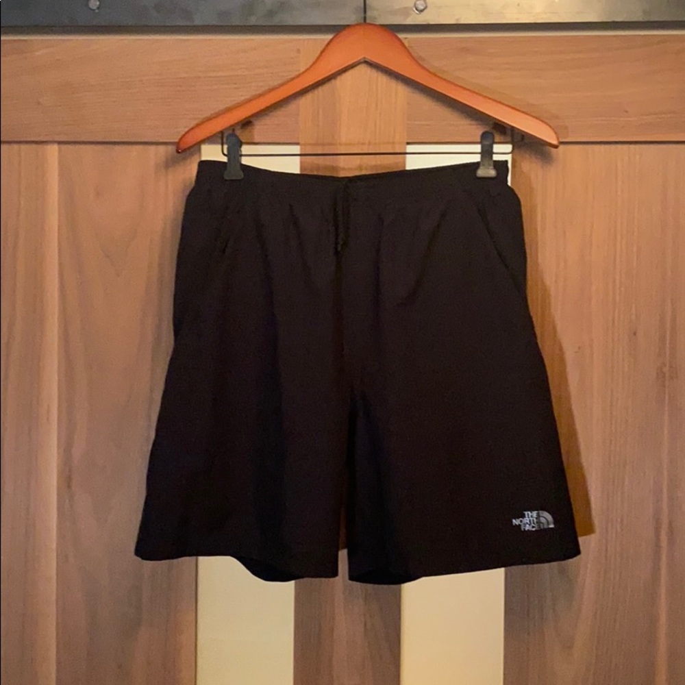 ⭐️ The North Face Running Shorts